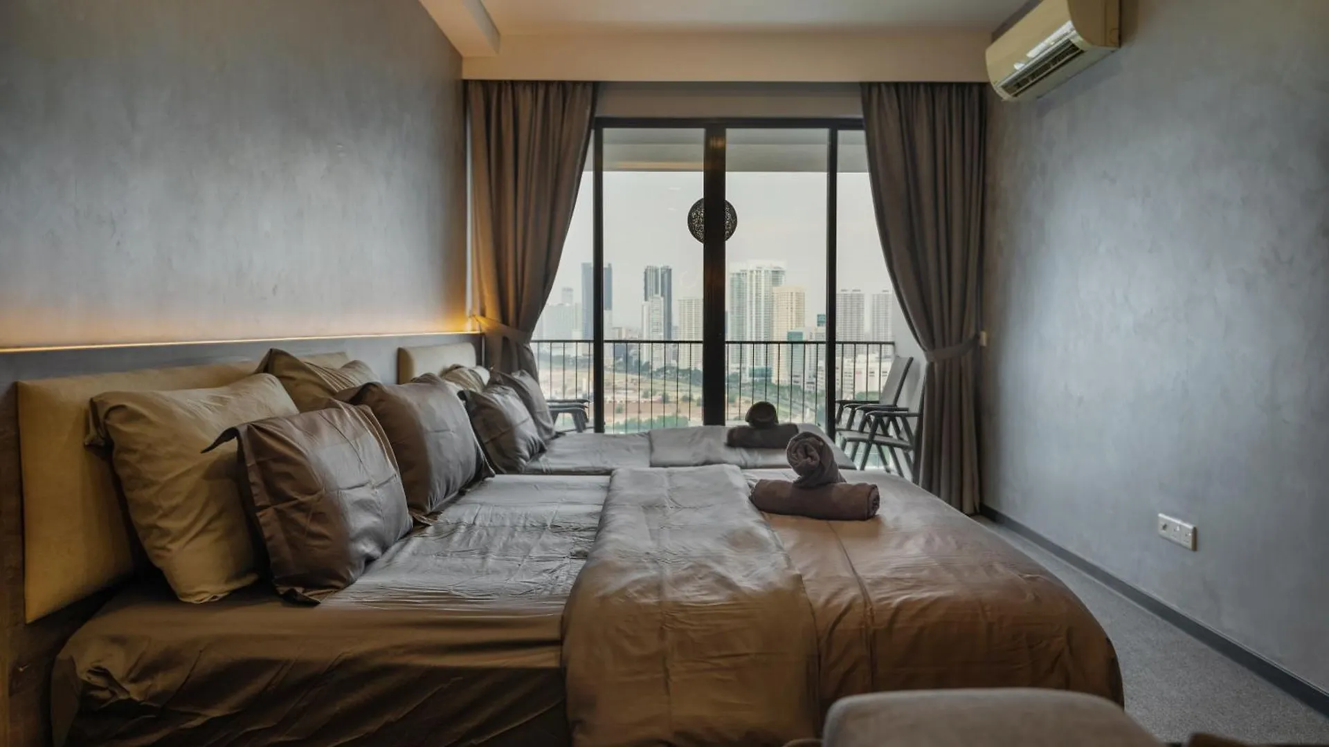 Luxury Seaview Projector Lounge By The Only Bnb Tanjung Tokong